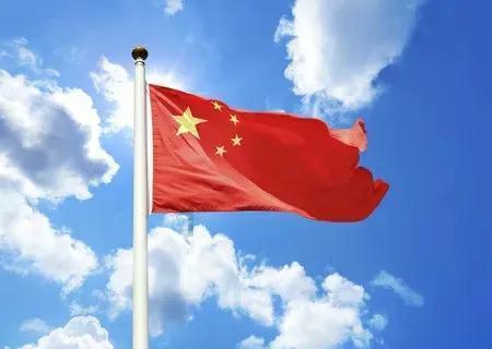 曾志伟说缺钱就找梅艳芳,她是全香港公认大姐大,上万人出席葬礼